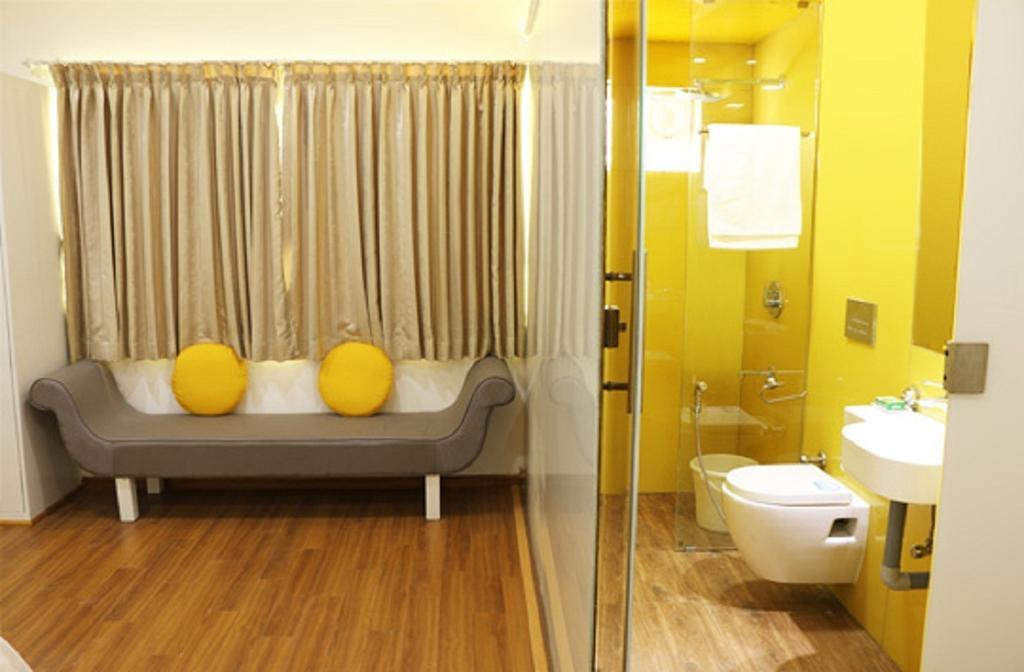 White Castle Hotel Coimbatore Room photo